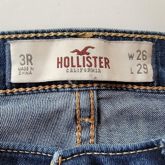 EUC Hollister Straight Leg Jeans Size 3r (26wx29l) - Picture 4 of 9